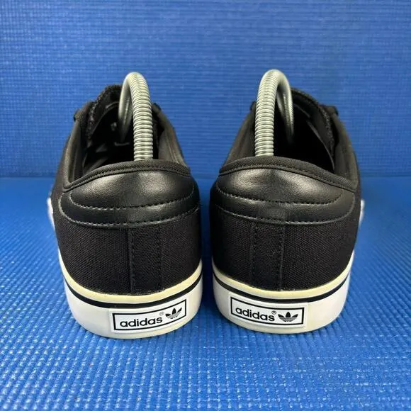 🔴 ADIDAS SEELEY XT Men`s Size 12 Black White Skateboarding Shoes C77589