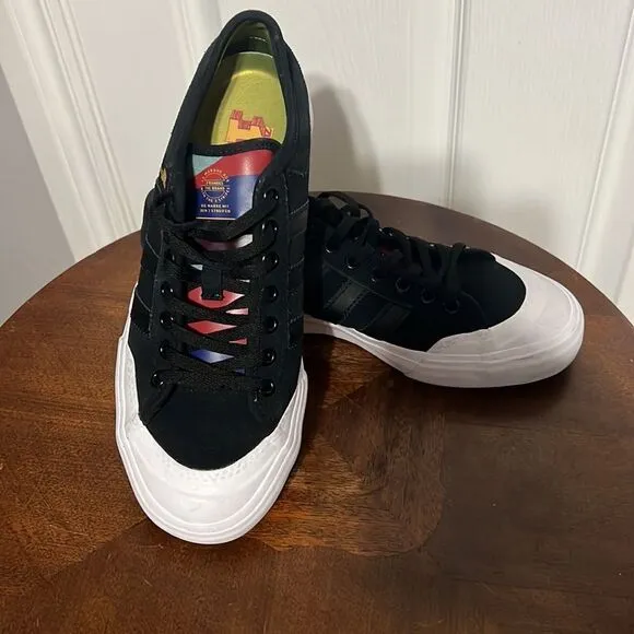 🔥🔥 ADIDAS ZUMIEZ 100k - Limited Edition - Unisex (Men 6.5 / Women 8) - PREFECT