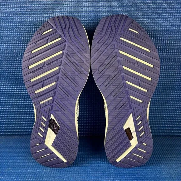 🔴 BROOKS LEVITATE STEALTHFIT GTS 5 Women`s Size 8 White Blue Shoes 1203601B127