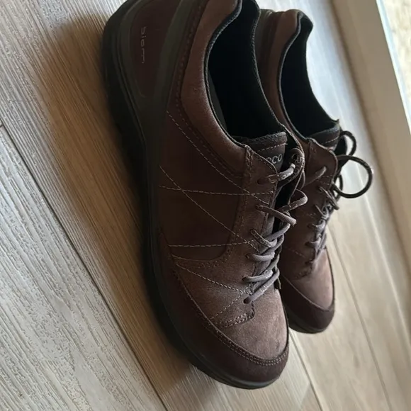 - Ecco siom leather men shoes