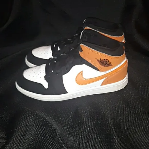 🏀 Jordan Sneakers