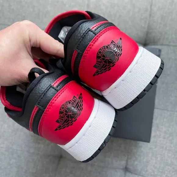 ❤️🖤 Nike Air Jordan 1 retro low red black shoes (big kids)