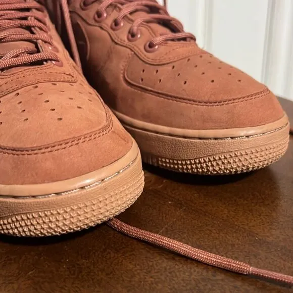 🔥🔥 NIKE AIR FORCE 1 SF  Women Size 8.5 - DUSTY PEACH 857872-202 - EUC - *Read*