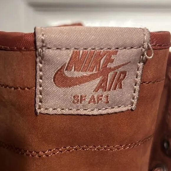 🔥🔥 NIKE AIR FORCE 1 SF  Women Size 8.5 - DUSTY PEACH 857872-202 - EUC - *Read*
