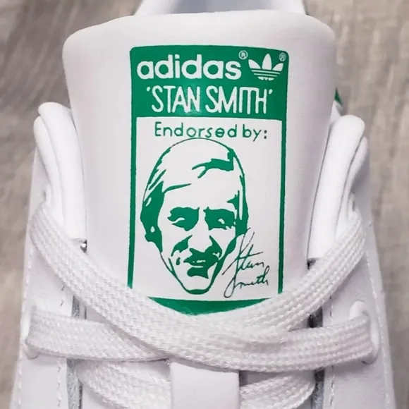🆕️ NWT🎁 Adidas Stan Smith Youth Sz 3 Big Kid