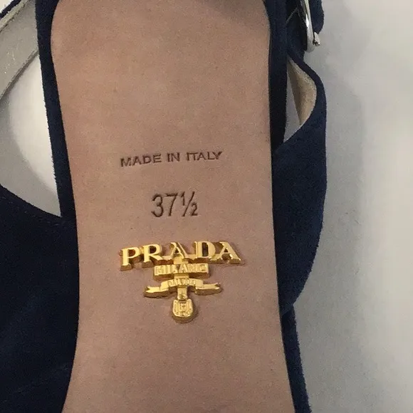 💥💥 PRADA 💥💥.                            SLING BACK