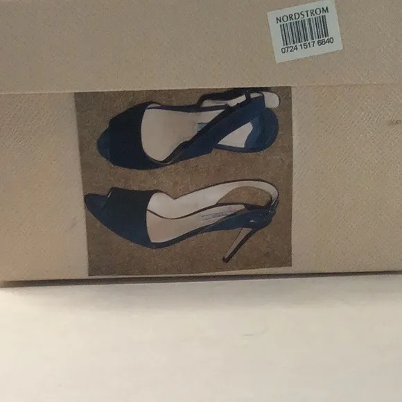 💥💥 PRADA 💥💥.                            SLING BACK