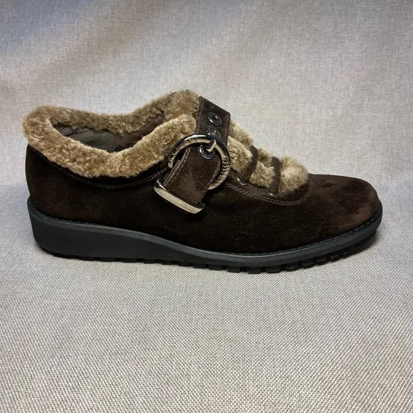 . Stuart Weitzman Suede Printed Sneakers Women's Size 7,5