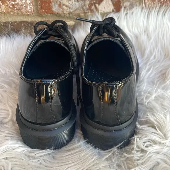 1461 MADE IN ENGLAND MONO PATENT LEATHER OXFORD SHOES. Size 6L. New no box.