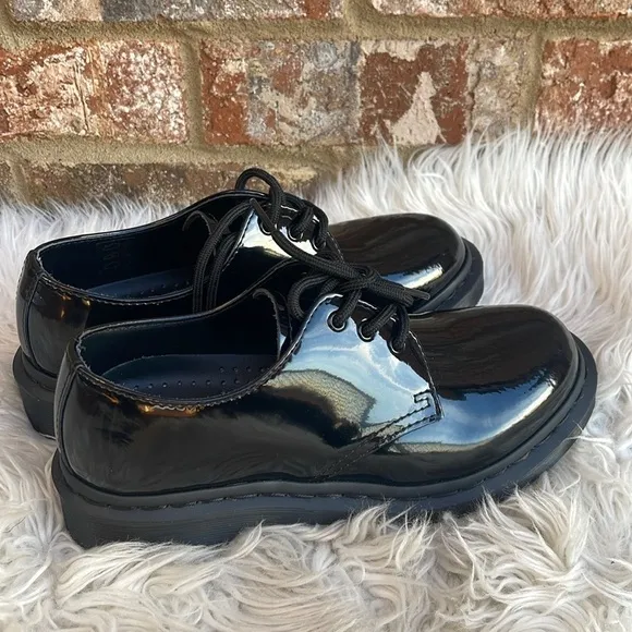 1461 MADE IN ENGLAND MONO PATENT LEATHER OXFORD SHOES. Size 6L. New no box.