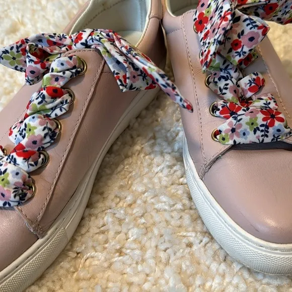 1901 Womens Leather Floral Lace-Up Round Toe Casual Shoes Sneakers Pink Size 8