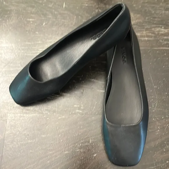 $275 NEW VINCE zLeah black leather ballerina flats shoes luxury women size 7