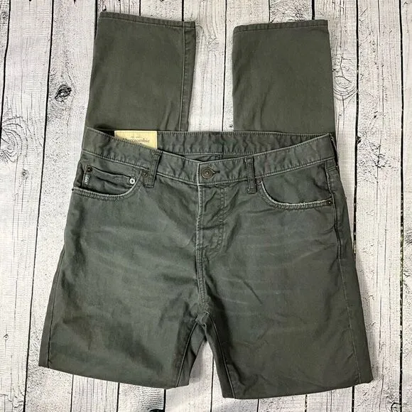 ABERCROMBIE &amp; FITCH Button Fly Jeans