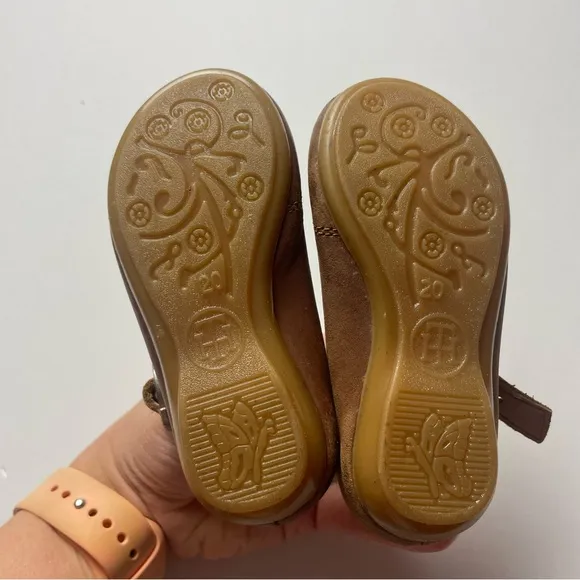 Adelisa &amp; Co Brown Leather Mary Janes’s
