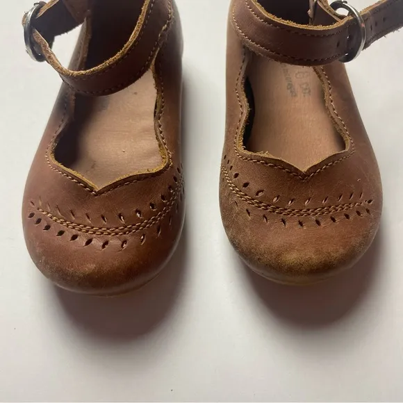 Adelisa &amp; Co Brown Leather Mary Janes’s