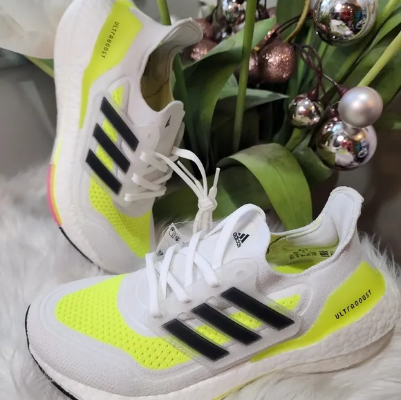 Adidas ADIDASUltraboost 21 Women Shoes size5.5 new