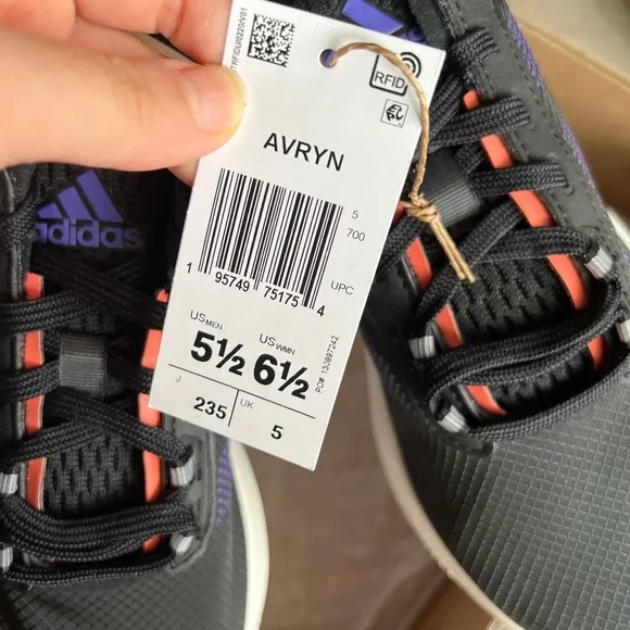 Adidas Avryn Universal Boost Running Shoes 6.5 Women