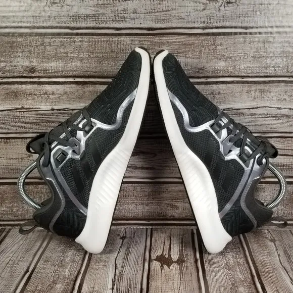 Adidas Edgebounce Women's 7.5 Running Shoes EUC