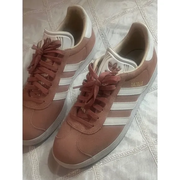 Adidas Gazelle Suede Sneakers Casual Walking Shoes Pink White Stripes 6.5