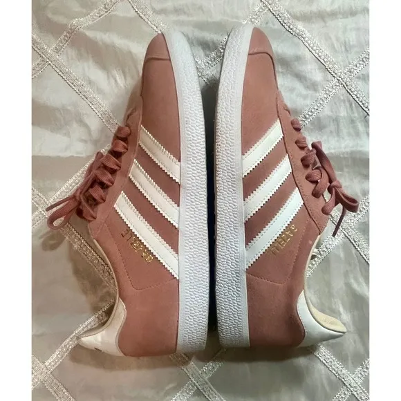 Adidas Gazelle Suede Sneakers Casual Walking Shoes Pink White Stripes 6.5