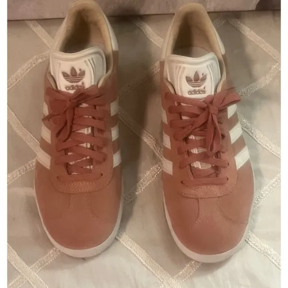 Adidas Gazelle Suede Sneakers Casual Walking Shoes Pink White Stripes 6.5