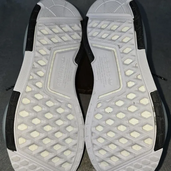 Adidas NMD V3 Men's7.5 WOMEN'S 8.5 Blue Running Shoes SNEAKERS NEW NO BOX**