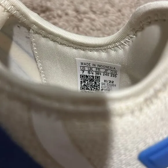 Adidas NMD_R1 SHOES for women