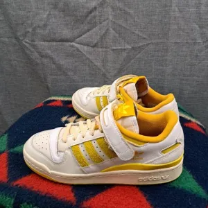 Adidas Originals FORUM 84 Low FINE LEATHER Shoes Men Sz 9.5 White Yellow