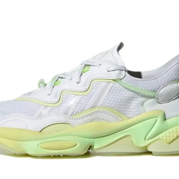 adidas Ozweego Women shoes Size5 new