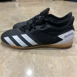 Adidas Predator 20.4 In Sala Black/Black Indoor Soccer Shoes Size 9.5