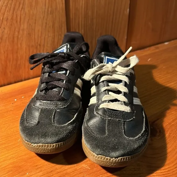 Adidas SAMBA OG Shoes Core Black White Cloud Gum Sole size 2Y
