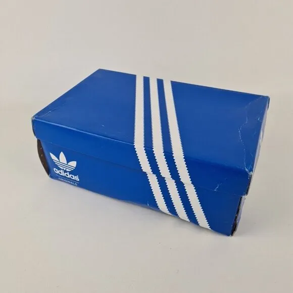 Adidas Samoa Lea Shoes White Originals Leather Casual Size 4.5 Y = 6 Wmn