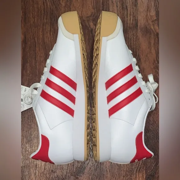 Adidas Samoa size 11.5