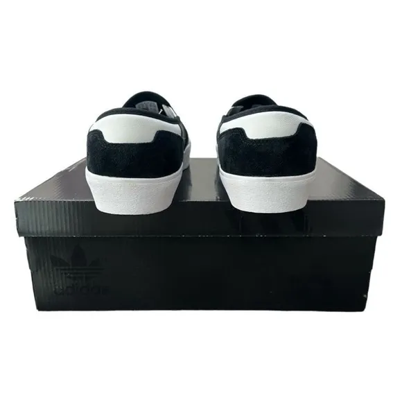 Adidas Schmoofoil Skateboarding Shoes Black Slip-On Sneakers Men’s Size 12
