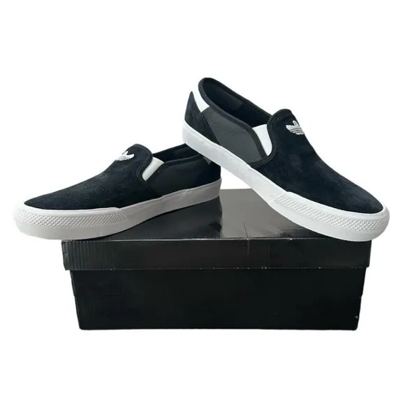 Adidas Schmoofoil Skateboarding Shoes Black Slip-On Sneakers Men’s Size 12