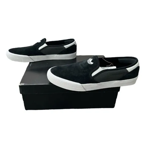 Adidas Schmoofoil Skateboarding Shoes Black Slip-On Sneakers Men’s Size 12