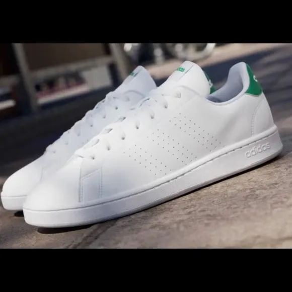 Adidas Size: 11 Color: Cloud White / Green