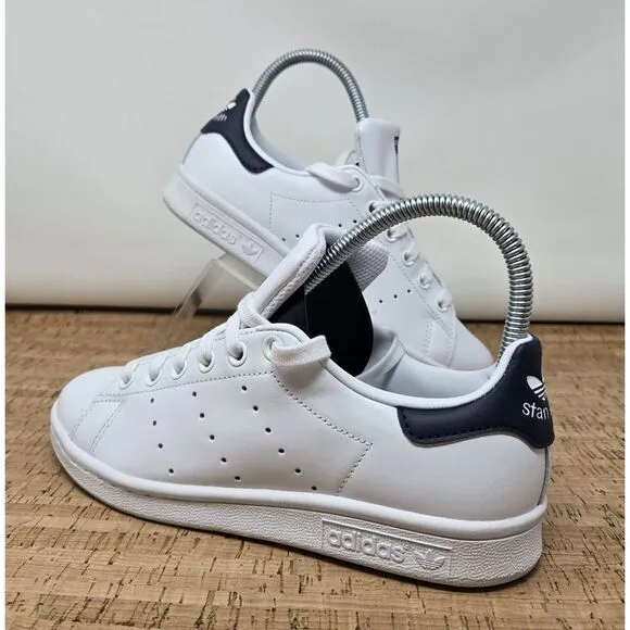 Adidas Stan Smith Originals Shoes Womens 5 White Casual Preppy Sneakers