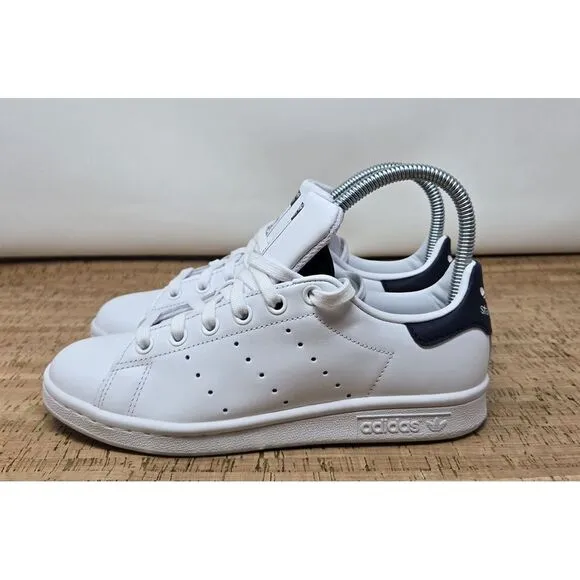 Adidas Stan Smith Originals Shoes Womens 5 White Casual Preppy Sneakers