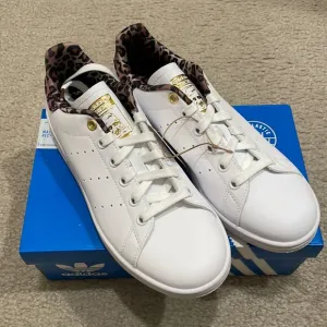 Adidas STAN SMITH shoes women size 6 brand new with box