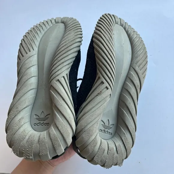 ADIDAS Tubular Doom Sock‎ Primeknit Lace Up Sneakers Big Kids Size 6