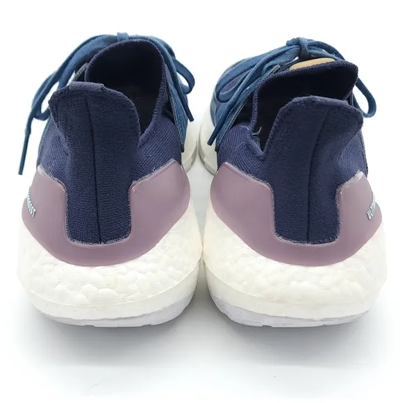 Adidas Ultraboost 22 Denim Shadow Navy White Running Shoes Women Size 11 GX9157