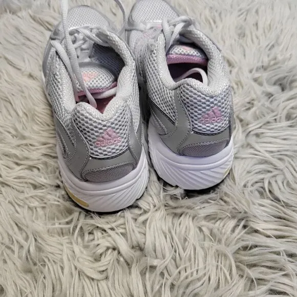 Adidas Women Comfort Sneakers Size 10