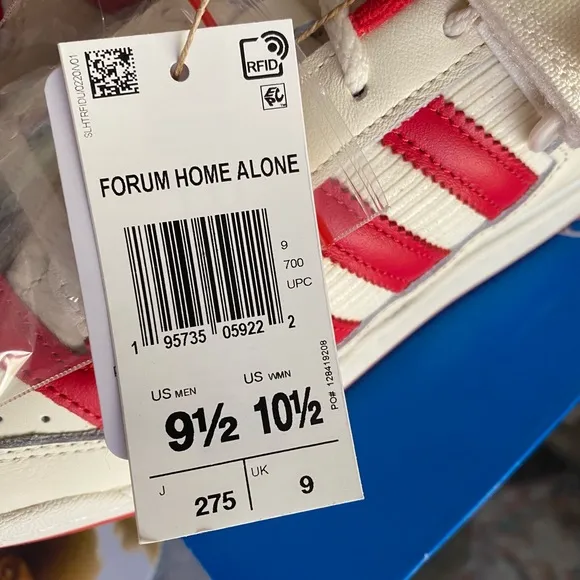 adidas x Home Alone Forum Low Shoes Mens Size 9.5 women’s 10.5 White Red GZ4378