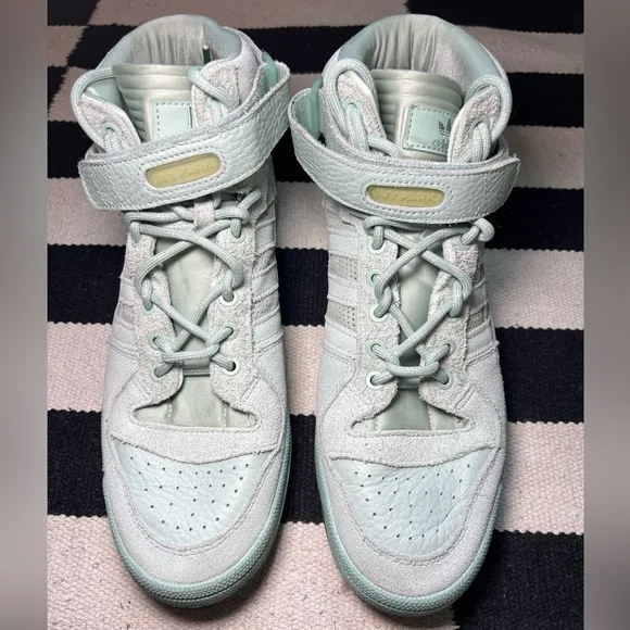 Adidas X Ivy Park Mint Green High-Top Sneakers Men Size 10 (Fits like a 9.5-10)