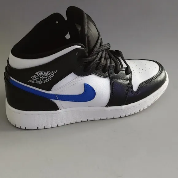 Air Jordan 1 mid multicolor Swoosh  Size 5 Y Leather Sneakers Wings logo