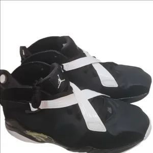 Air Jordan Dark Charcoal Basketball Sneakers