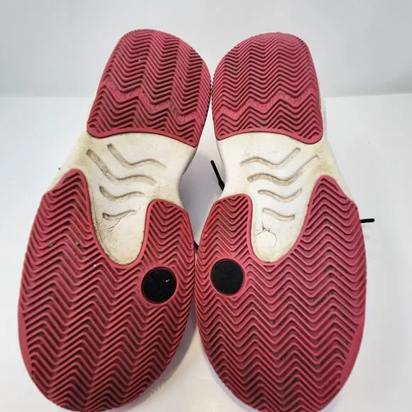 Air Jordan Max Aura 2 Basketball Shoes Sneakers Youth Size 5 Pink Black Mid