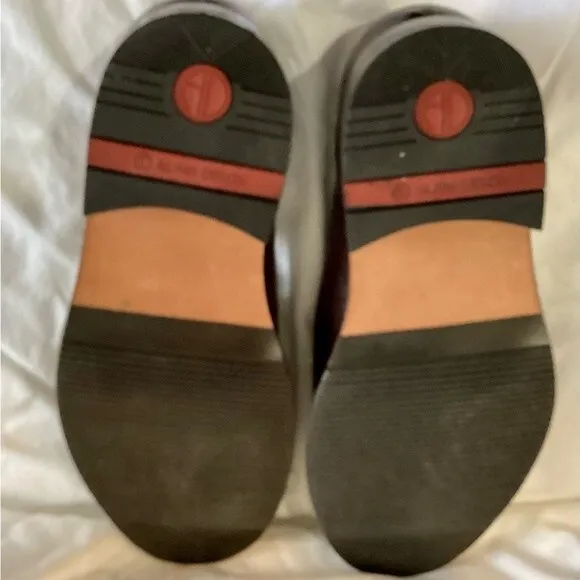 Alain Delon Beautiful Quality Leather Loafers Size 13 excellent condition.