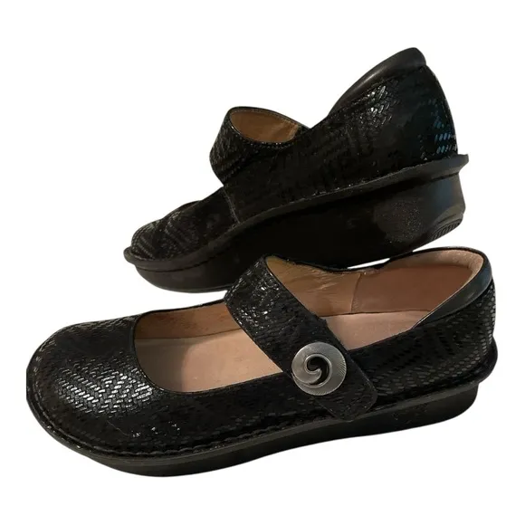 Alegria Black Quilted Dress Shoes with Strap